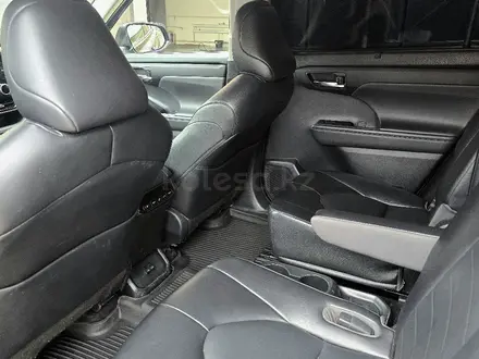 Toyota Highlander 2022 года за 20 500 000 тг. в Алматы – фото 2