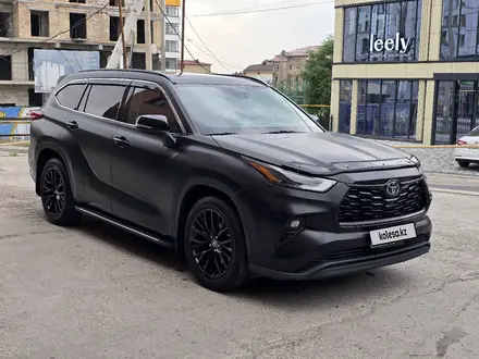 Toyota Highlander 2022 года за 20 500 000 тг. в Алматы