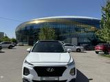 Hyundai Santa Fe 2020 года за 13 500 000 тг. в Алматы