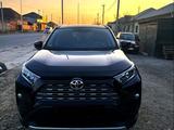 Toyota RAV4 2021 года за 16 000 000 тг. в Шымкент