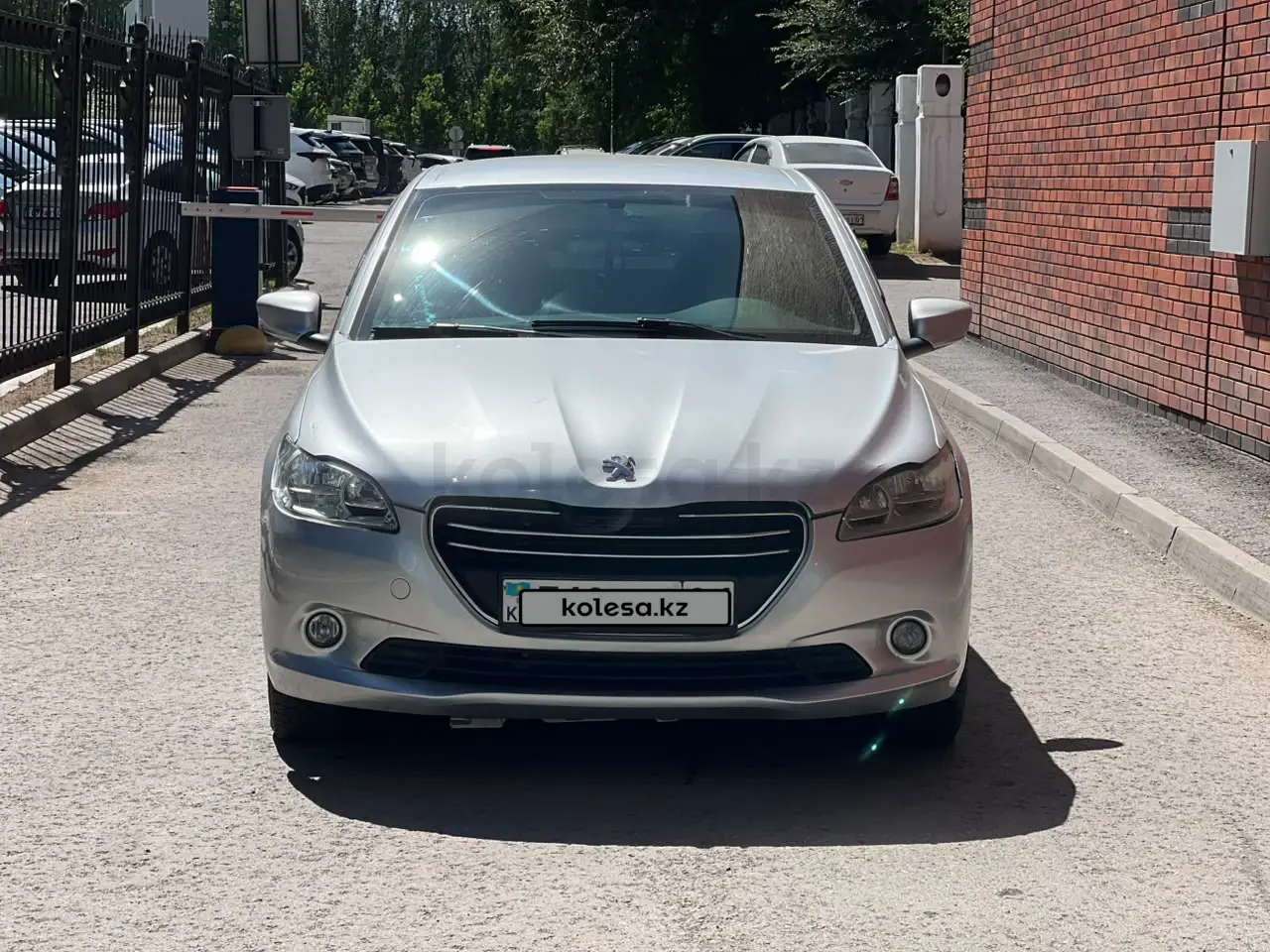 Peugeot 301, 2014