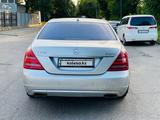 Mercedes-Benz S 500 2010 годаүшін10 500 000 тг. в Алматы – фото 2