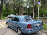 Mercedes-Benz C 220 1995 года за 2 100 000 тг. в Алматы – фото 5