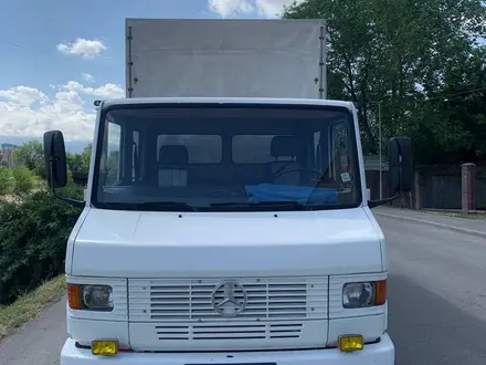 Mercedes-Benz  709D 1992 года за 5 800 000 тг. в Алматы