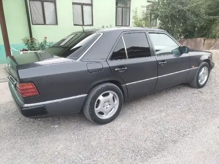 Mercedes-Benz E 200 1992 года за 1 500 000 тг. в Шымкент – фото 6