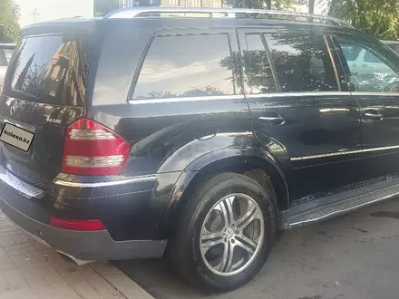 Mercedes-Benz GL 550 2007 года за 8 000 000 тг. в Алматы – фото 4