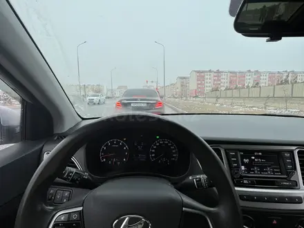 Hyundai Accent 2020 года за 7 800 000 тг. в Актау – фото 2