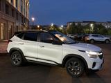 Kia Seltos 2023 года за 8 450 000 тг. в Петропавловск – фото 2
