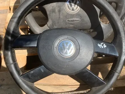 Руль на Volkswagen за 30 000 тг. в Караганда