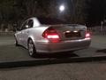 Mercedes-Benz E 320 2003 годаүшін9 200 000 тг. в Экибастуз – фото 9