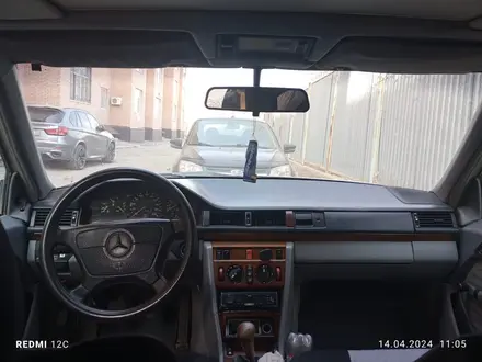 Mercedes-Benz E 200 1992 года за 1 000 000 тг. в Жезказган – фото 5