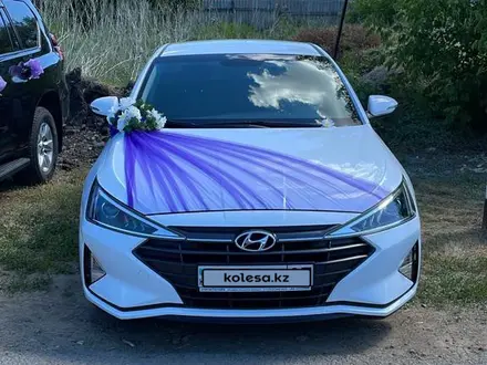 Hyundai Elantra 2020 года за 9 200 000 тг. в Уральск – фото 3