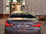Hyundai Sonata 2012 годаүшін5 000 000 тг. в Шымкент – фото 2