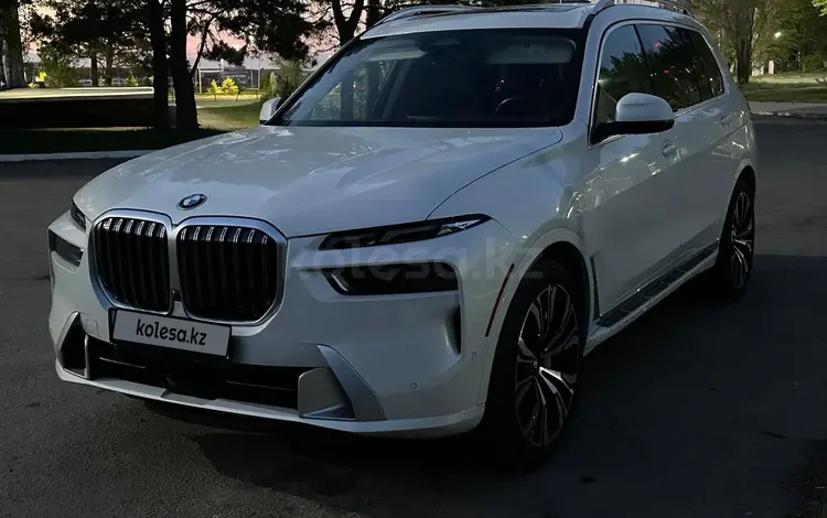 BMW X7 2023 года за 55 000 000 тг. в Астана