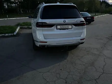 BMW X7 2023 года за 55 000 000 тг. в Астана – фото 7