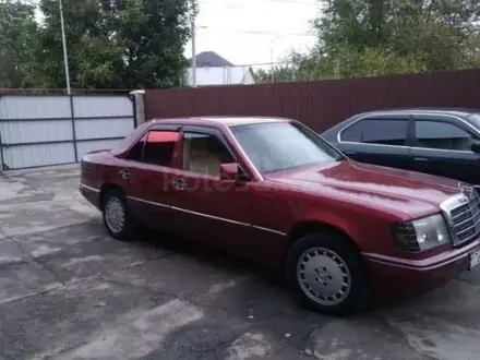 Mercedes-Benz E 230 1992 года за 2 500 000 тг. в Талгар