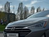 Hyundai Elantra 2019 года за 8 790 000 тг. в Алматы – фото 2
