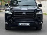 Toyota Land Cruiser 2022 года за 53 500 000 тг. в Алматы – фото 2