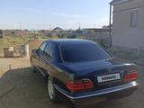 Mercedes-Benz E 280 1999 года за 4 150 000 тг. в Шиели – фото 2