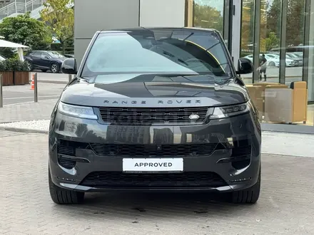 Land Rover Range Rover Sport Dynamic SE 2025 года за 77 600 000 тг. в Алматы – фото 2