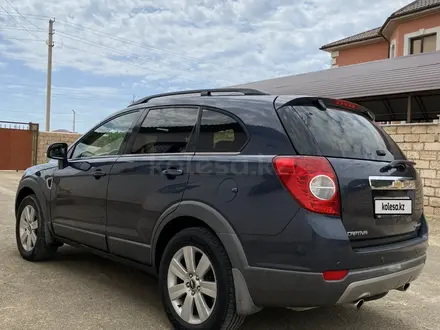 Chevrolet Captiva 2008 года за 5 000 000 тг. в Актау – фото 4