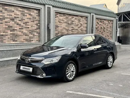 Toyota Camry 2014 года за 10 200 000 тг. в Шымкент