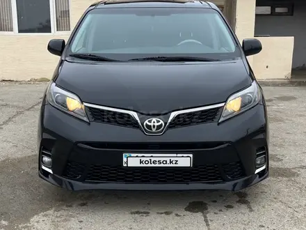 Toyota Sienna 2014 года за 11 500 000 тг. в Актау – фото 3