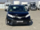 Toyota Sienna 2015 года за 14 300 000 тг. в Атырау – фото 2