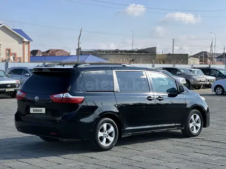 Toyota Sienna 2015 года за 13 500 000 тг. в Атырау – фото 6