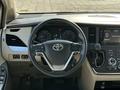 Toyota Sienna 2015 года за 13 500 000 тг. в Атырау – фото 7