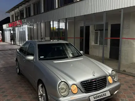 Mercedes-Benz E 280 2000 года за 5 500 000 тг. в Шымкент – фото 29