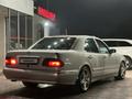 Mercedes-Benz E 280 2000 года за 5 500 000 тг. в Шымкент – фото 3