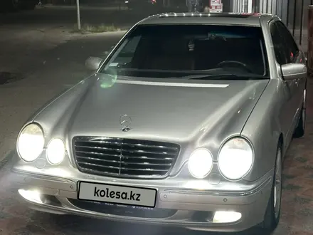 Mercedes-Benz E 280 2000 года за 5 500 000 тг. в Шымкент – фото 4