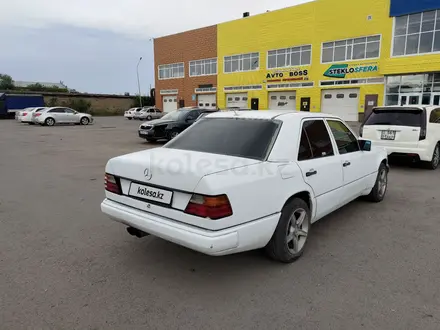 Mercedes-Benz E 230 1990 года за 1 400 000 тг. в Астана – фото 3