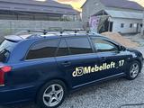 Toyota Avensis 2004 года за 4 300 000 тг. в Шымкент – фото 2