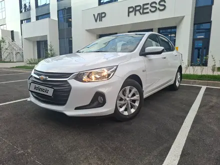 Chevrolet Onix 2023 года за 5 390 000 тг. в Астана