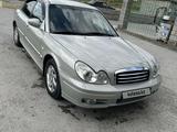 Hyundai Sonata 2004 года за 2 900 000 тг. в Кентау – фото 2