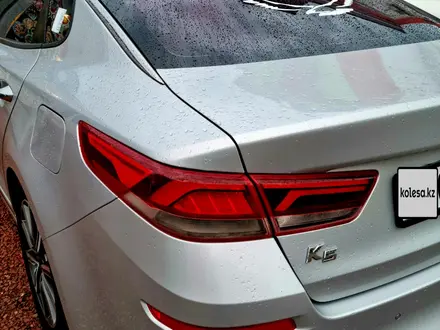 Kia K5 2019 года за 9 700 000 тг. в Астана – фото 5