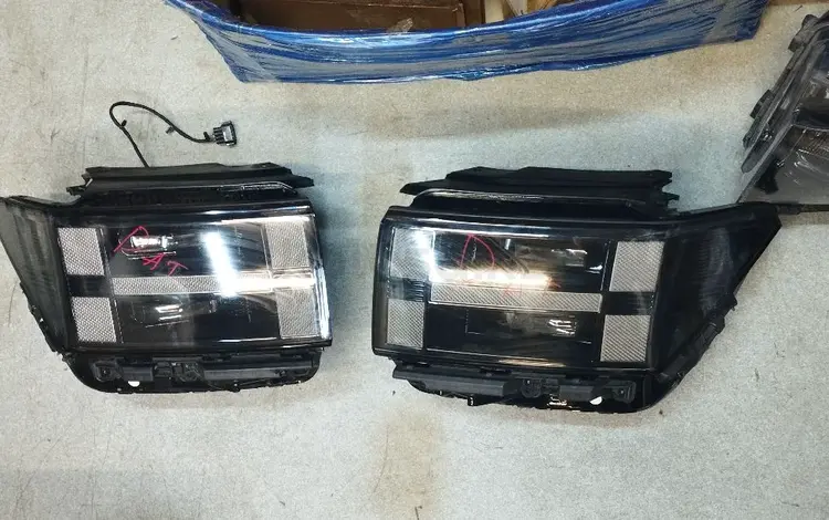 Фара на Hyundai Santa Fe 2023-2026 за 300 000 тг. в Алматы