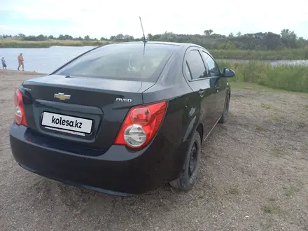 Chevrolet Aveo 2014 года за 3 300 000 тг. в Караганда