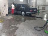 Mercedes-Benz E 260 1991 годаfor2 000 000 тг. в Темиртау – фото 2