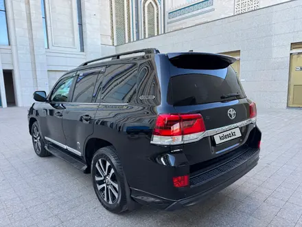 Toyota Land Cruiser 2018 года за 36 500 000 тг. в Астана – фото 4