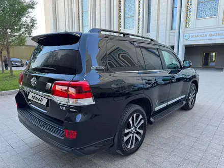 Toyota Land Cruiser 2018 года за 36 500 000 тг. в Астана – фото 6