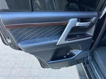 Toyota Land Cruiser 2018 года за 36 500 000 тг. в Астана – фото 14
