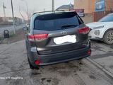 Toyota Highlander 2016 года за 17 000 000 тг. в Астана