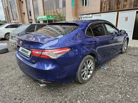 Toyota Camry 2021 года за 10 900 000 тг. в Астана – фото 4