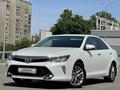 Toyota Camry 2017 года за 13 800 000 тг. в Алматы – фото 2