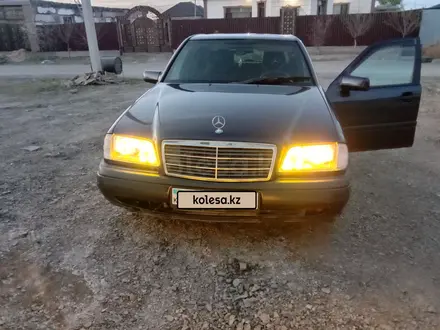 Mercedes-Benz C 180 1995 года за 3 500 000 тг. в Сатпаев – фото 30