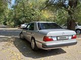 Mercedes-Benz E 280 1993 года за 2 000 000 тг. в Алматы – фото 3