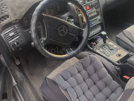 Mercedes-Benz E 320 2002 года за 3 500 000 тг. в Алматы